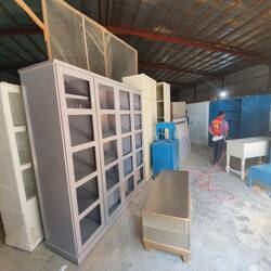 Möbelwerkstatt/Regale für das Café