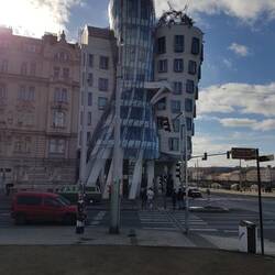Das tanzende Haus von Frank Gehry