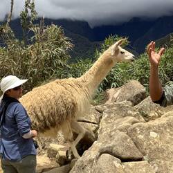 Karina introduces herself.