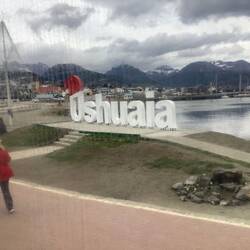 Complete with Santa cap!