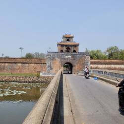 Zumindest ein Fußweg