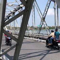 Eine reine Mopedbrücke?