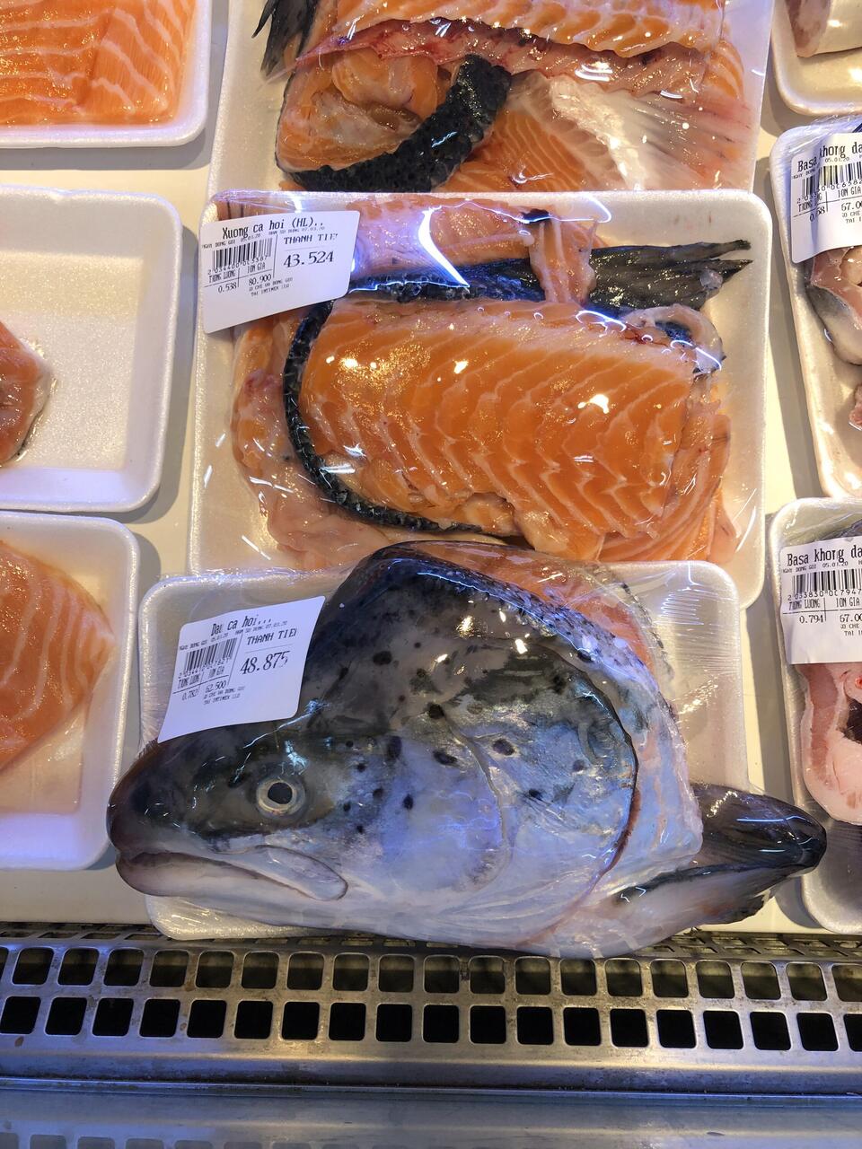 Wer isst Fischköpfe?