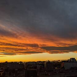 Tolle gefärbte Wolkenformation
