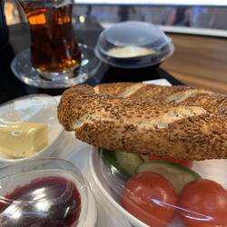 My kind of breakfast — Miles & Smiles Lounge @ IST.