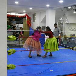 Bizarr, lustig und lebensfroh: Das Cholita Wrestling kann sinnbildlich für La Paz stehen