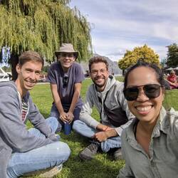 Gruppenselfie mit Riza und Christian 😊
