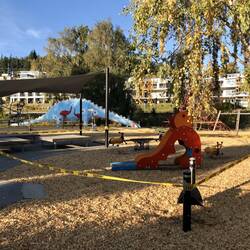 Auch die Spielplätze sind abgesperrt