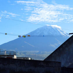 Tag 4: Endlich sehen wir von unserer Wohnung aus den Vulkan Misti