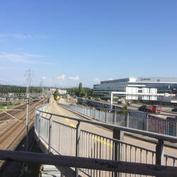 … und ödi Veloweg zwysche Yse- und Autibahn …