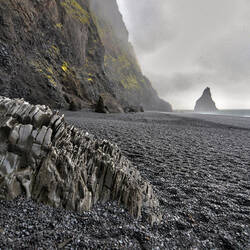 black-sand beach (Reynisfjara)