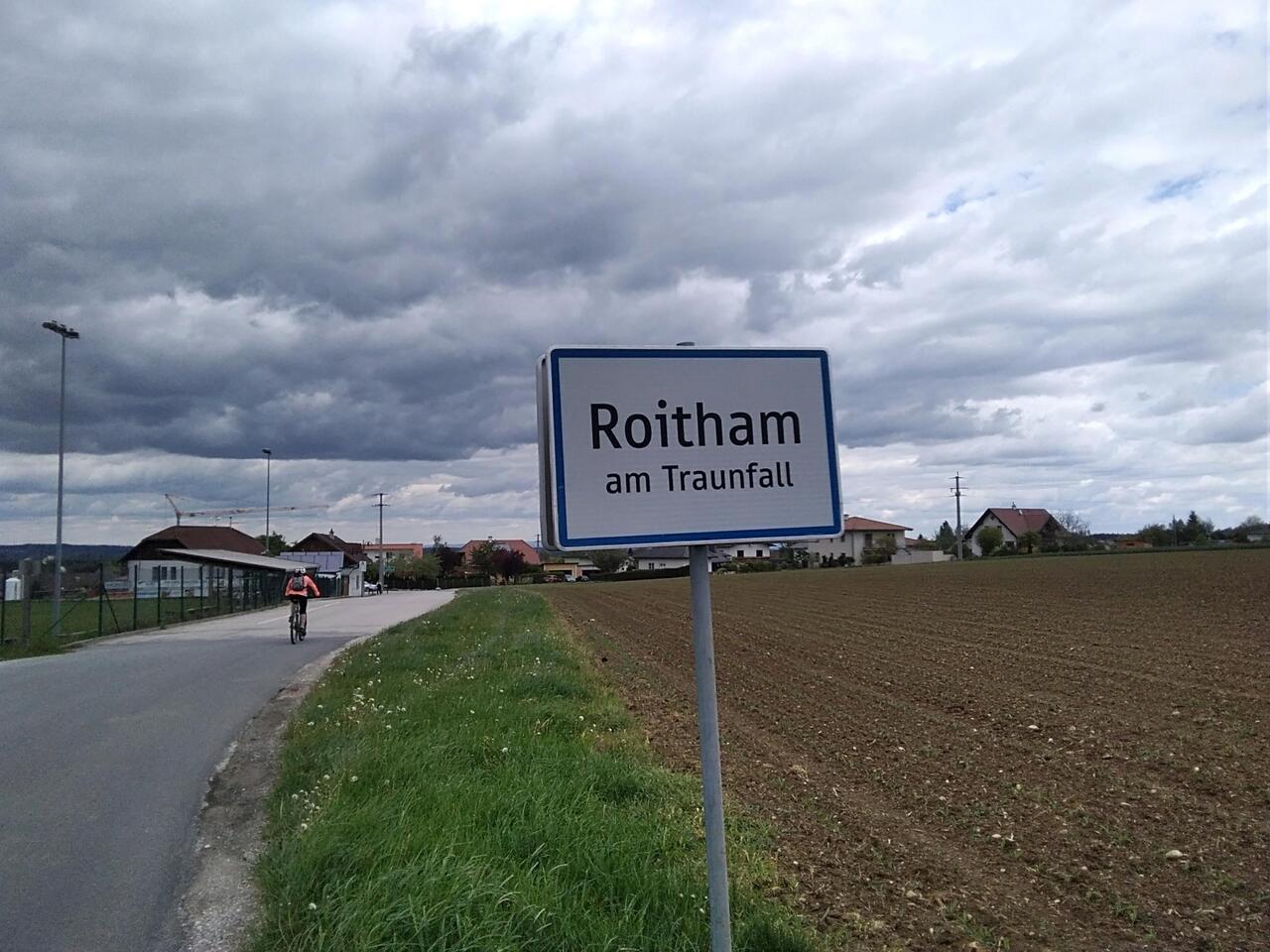 www.gemeinden. at/gemeinden/40715/roitham-am-traunfall