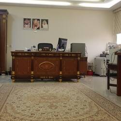 Waiting at the Police Station a la VIP