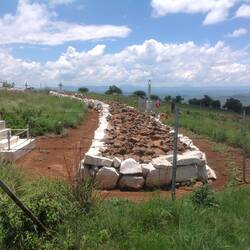 The trenches and mass graves on Spioenkop