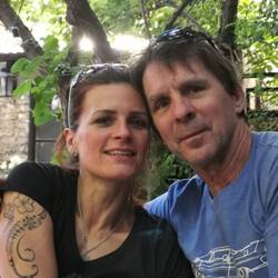 Ein Resto wie eine Oase in diesem tristen Ort