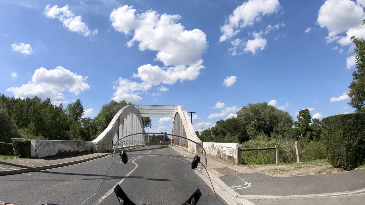 Pont au-dessus de l'Oise