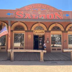 Männertagsbier im Saloon