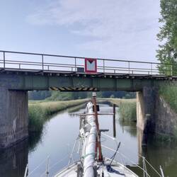 Ist die Brücke hoch genug?
