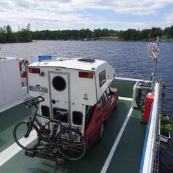 Ich fahre von Bölmsö Kirkby nach Sunnaryd.