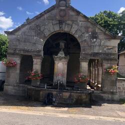 Solche schönen Dörfer die alle fast komplett leerstehen