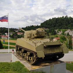 Sherman mit Cache