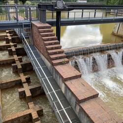 Fischtreppe und Wehr