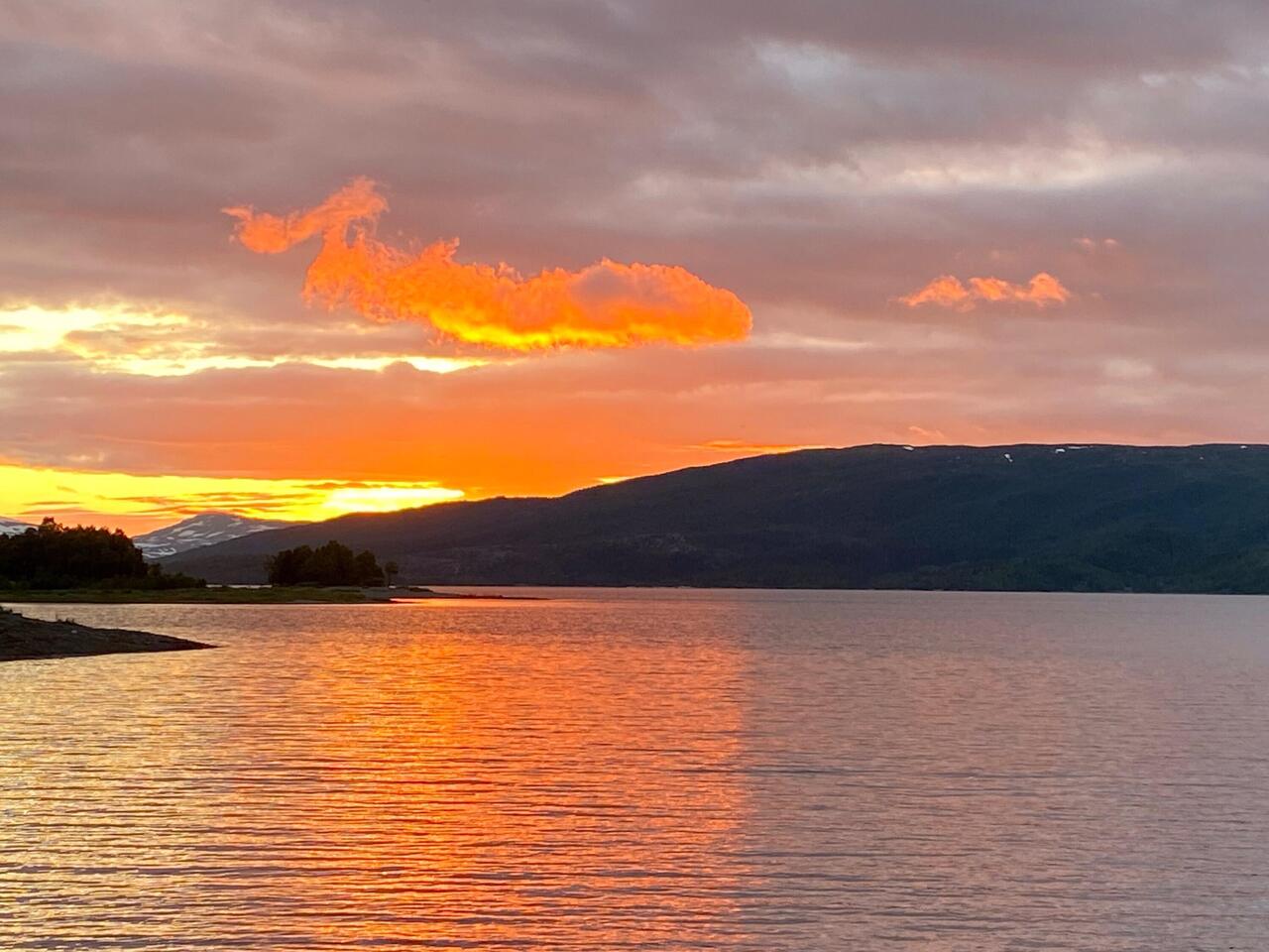 Hildes solnedgang i går kveld, en indikasjon på A- og B-mennesker 🤪