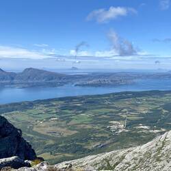 Utsikten fra aksla mellom de tre målene våre.