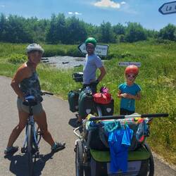 Annick, rencontrée au sommet de notre (penible) ascension nous a invité à manger (saucisse de morteau bien sûr