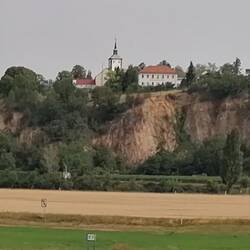 endlich Felsen und Berge in Sicht
