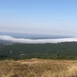 Zeitraffer wäre vielleicht besser gewesen. Da flossen die wolken ins tal