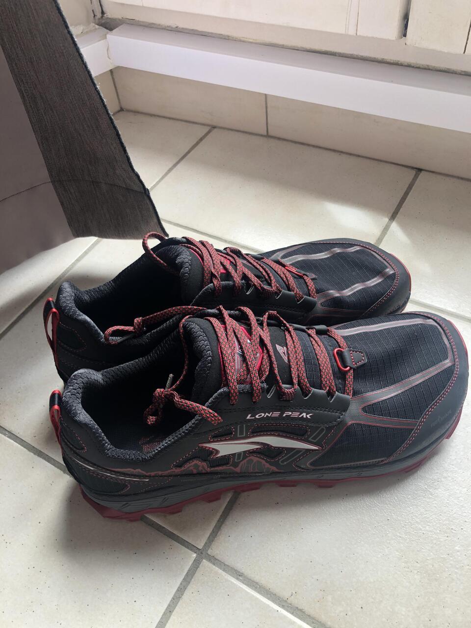 Leute, ich hab melne schuhe bekommen!
