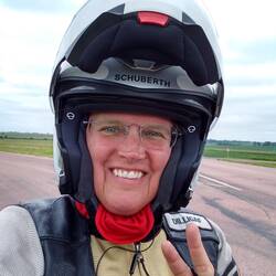 Noon selfie in the middle of Nowhere, South Dakota
