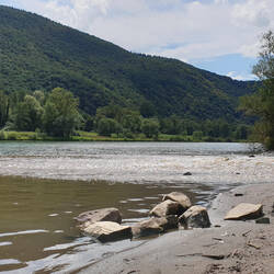 Nice mooring where the "Eltz" flows into the Mosel