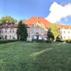 Das Lehndorffsche Schloss von vorne