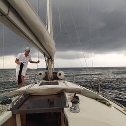 Raus aus dem Hafen, rein ins Gewitter