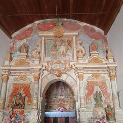 Meine erste Kapelle. Holtzdecke und Altar