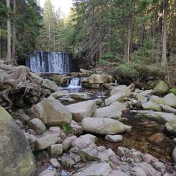 Wasserfall am Weg