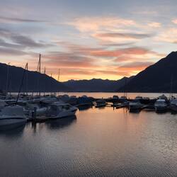Sonnenaufgang am Lago Maggiore