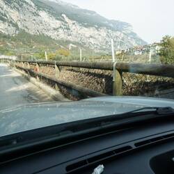 Im Zaun ist noch die Wasserlinie zu erkennen🤔