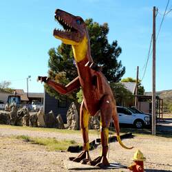 Roadside dinosaurs never get old!