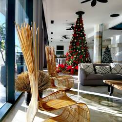 A stylish St. Nicholas Day atmosphere in the lobby 🎅🎅🎅!