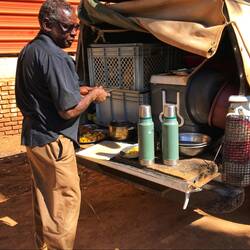 Barir und seine "mobile kitchen"