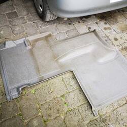 Alles wurde geschruppt und behandlelt wenn es schonmal ausgebaut ist 😄