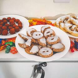 Vanillekipferl, biscuits canelle et truffes au chocolat