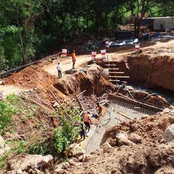 New material on temporary detour dam