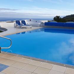 Nackt in den Pool springen können wir nun leider nicht mehr 😇 ...