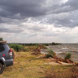 42 °C with humid wind shortly befor rains