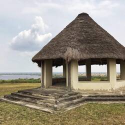 Queen Elizabeth Pavillon