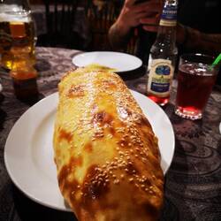 The worlds largest pre dinner bread